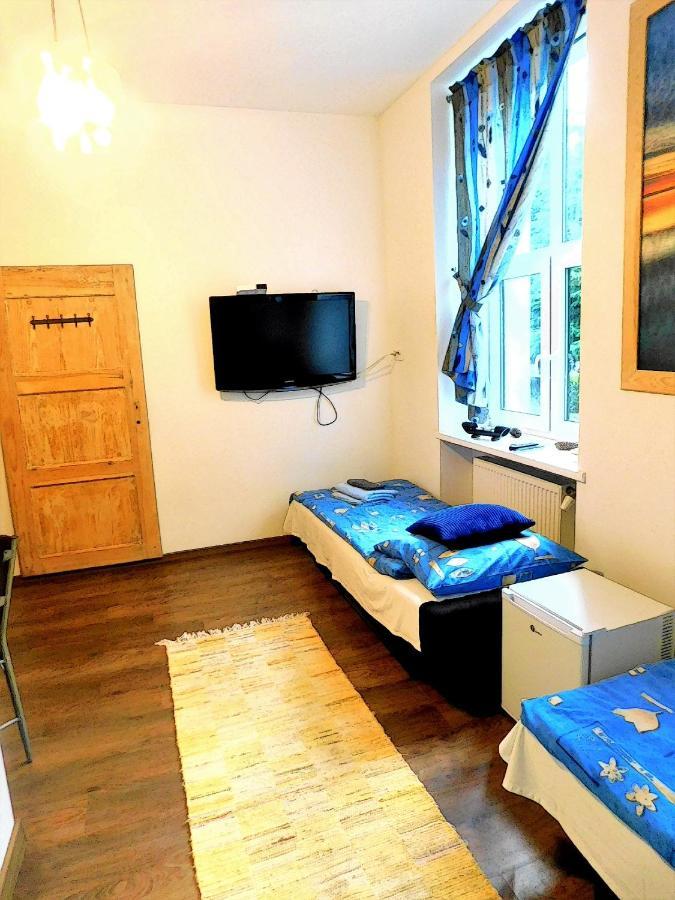 Stara Szkolas7 Noclegi,Mzajezierze 8 14-330 Mazury Maldyty Exterior photo